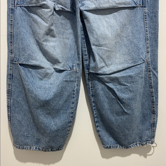 We The Free Newbies Solid Slouchy Baggy Jeans High Rise Casual Size Small - Picture 4 of 12